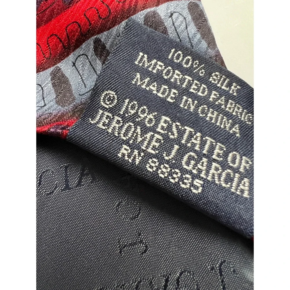 J. Garcia Silk‎ Tie Mens One Size Red Grey Nevsky Collection 14 Abstract Art D12
